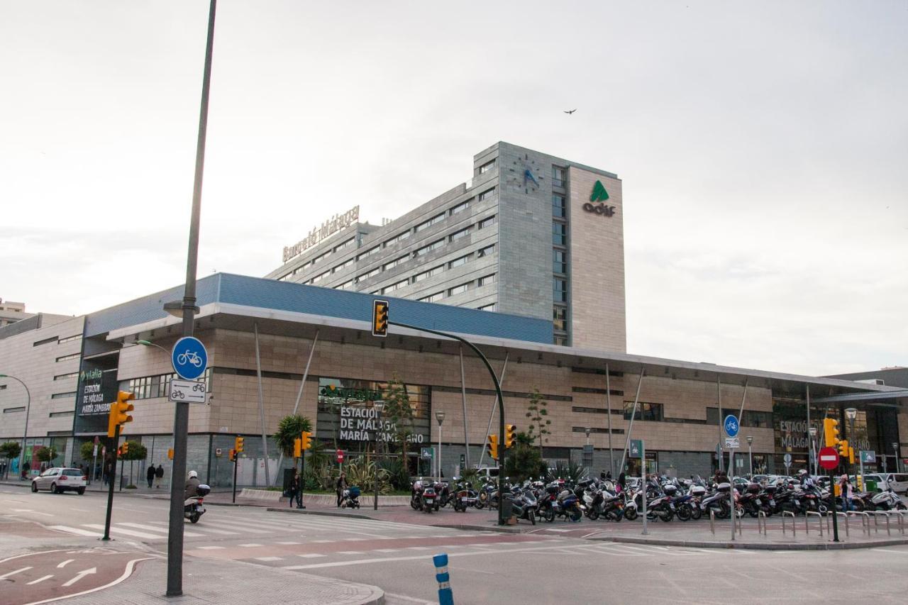 Malaga Center Flat Holidays Salitre Bagian luar foto