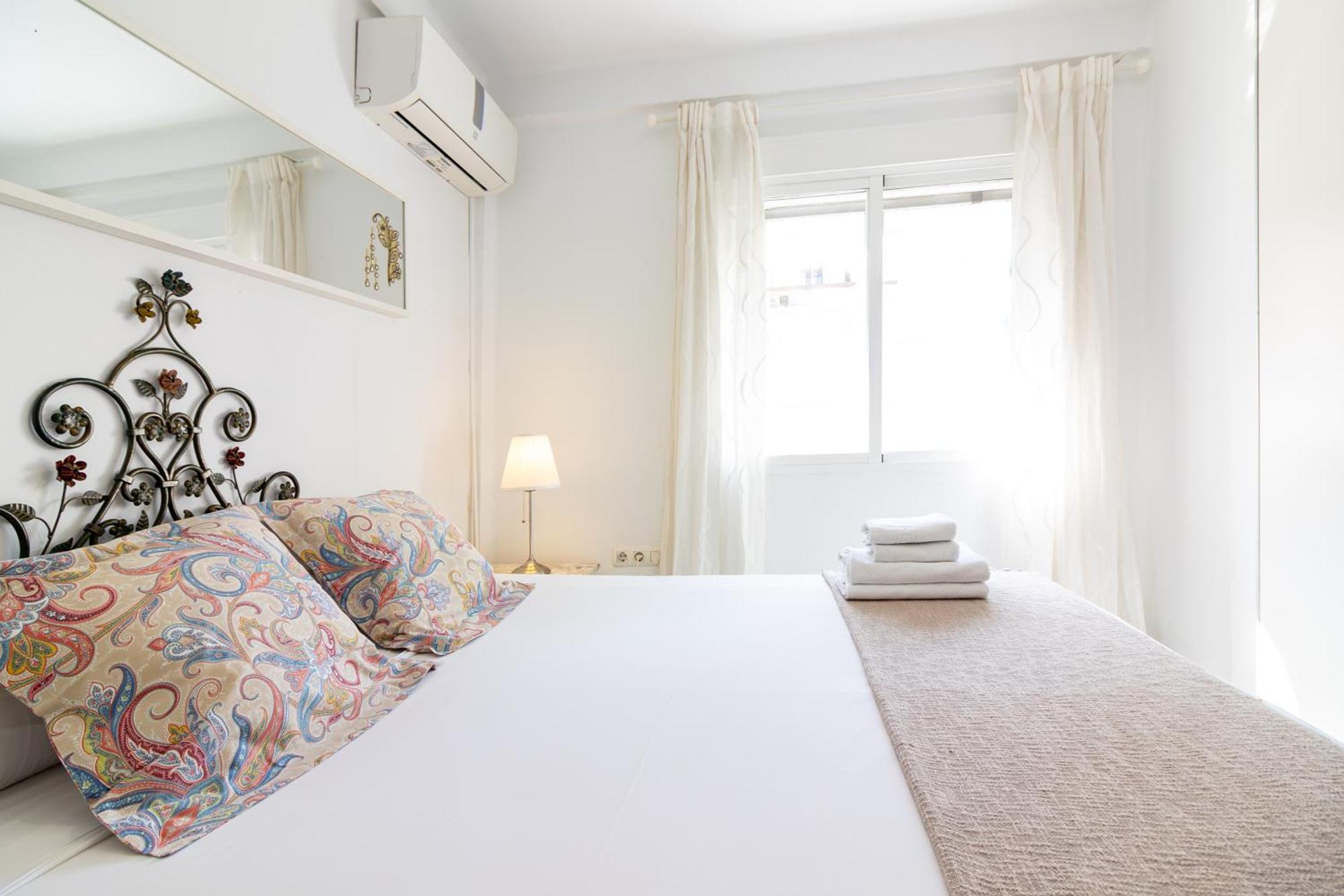 Malaga Center Flat Holidays Salitre Bagian luar foto